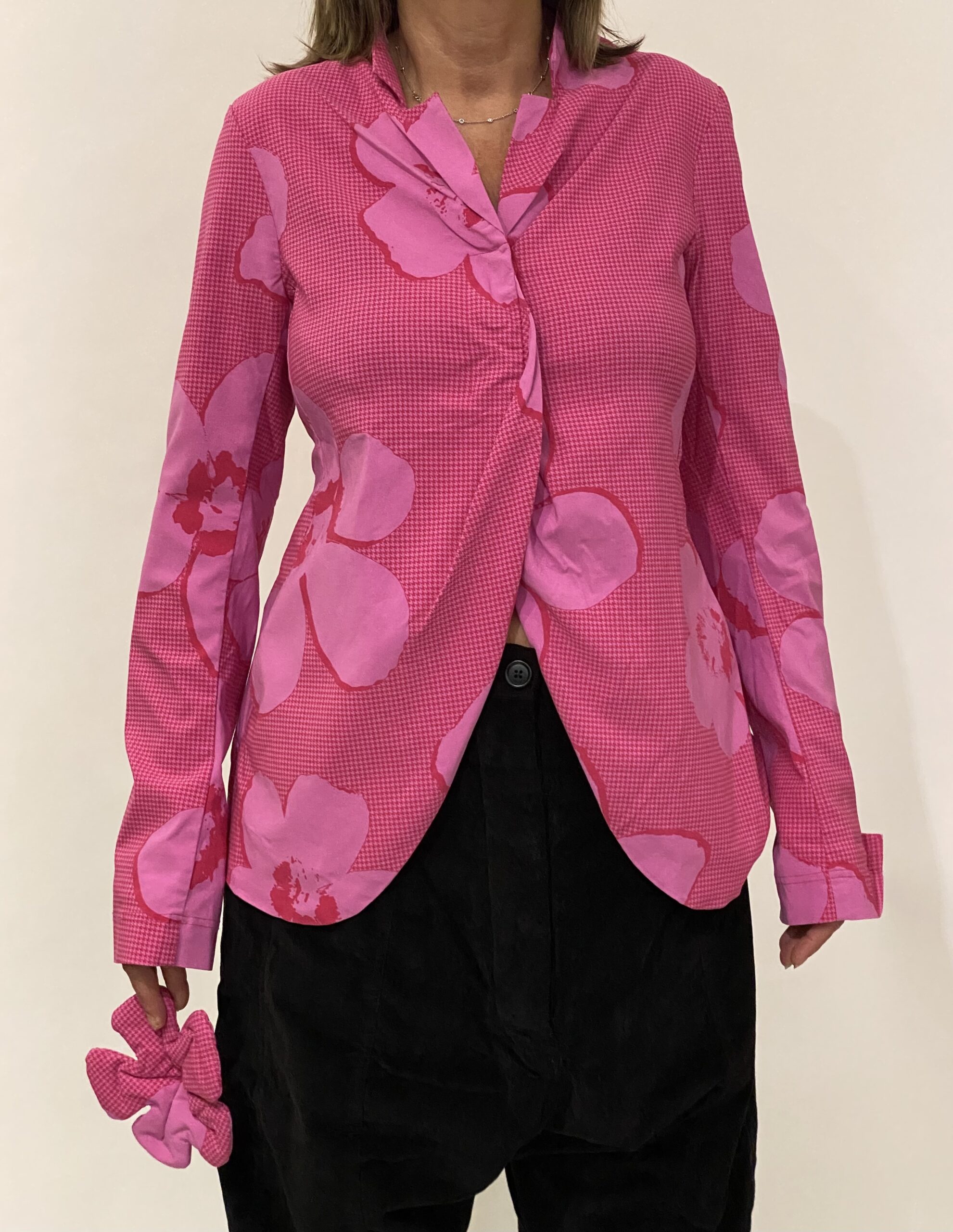 4FF6AD5B-D4BF-43EB-B0FF-C852064F5E17