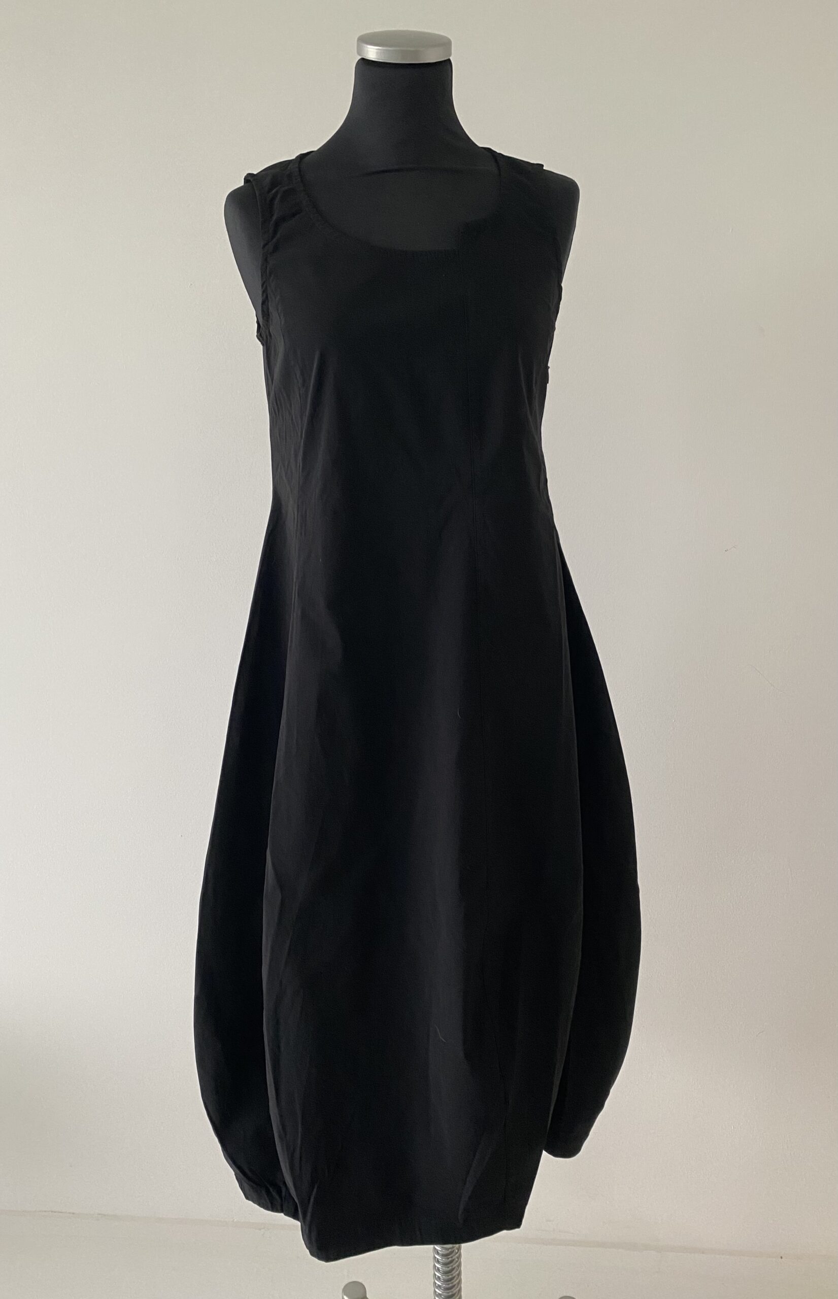 Rundholz Black Label Kleid – Bild 2